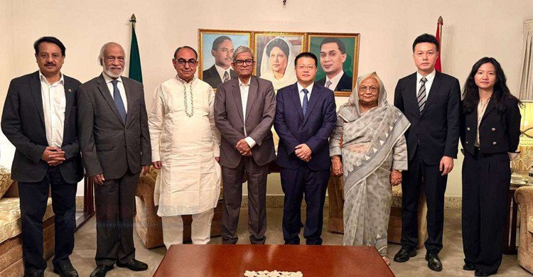 চীনা রাষ্ট্রদূতের সঙ্গে বিএনপি প্রতিনিধিদলের বৈঠক